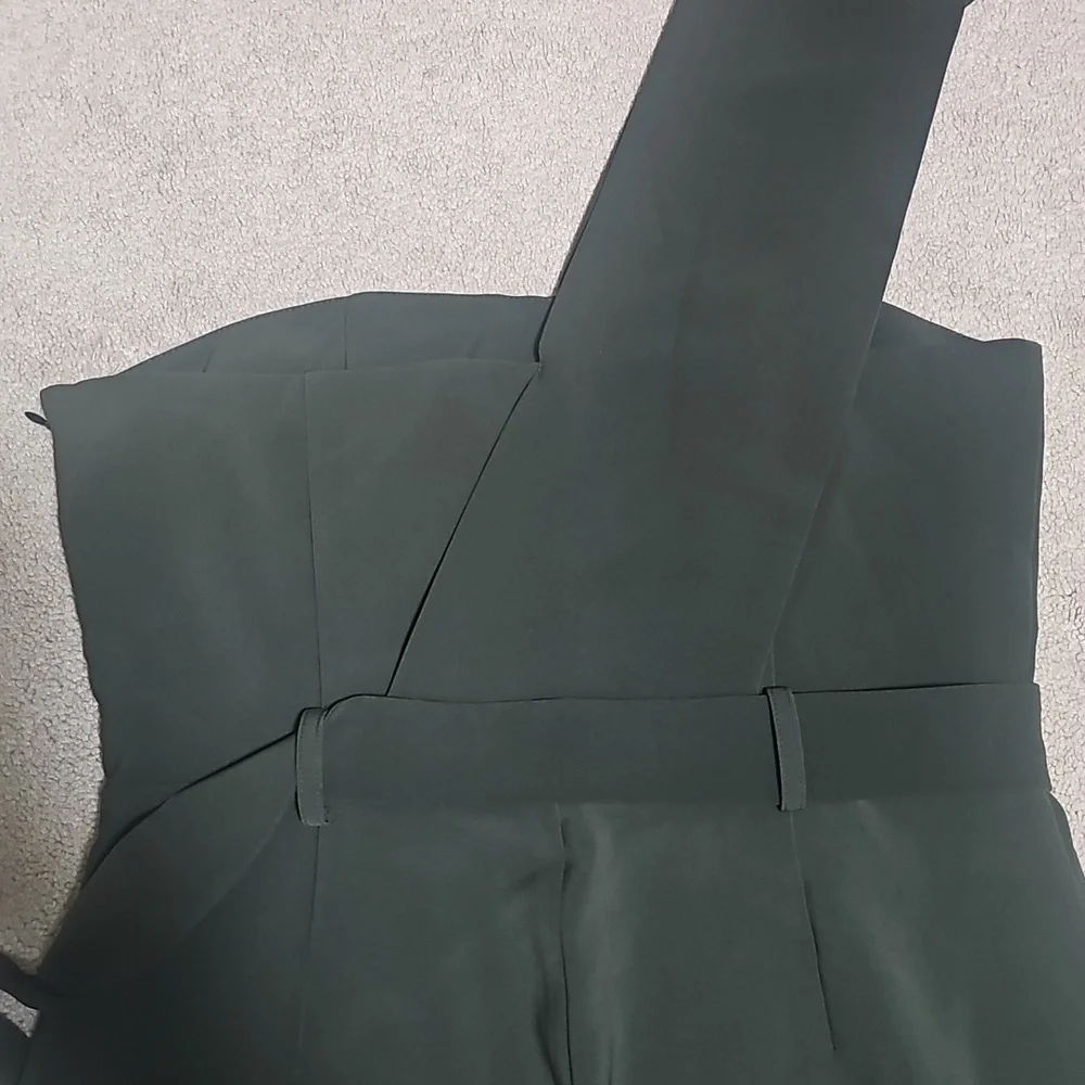 Elegant Dark Green One-Shoulder Jumpsuit - Picture 2 of 11